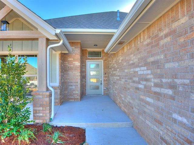 9232 SW 44th Terrace, Oklahoma City, OK 73179