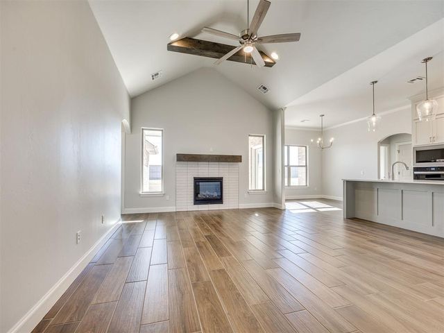 9232 SW 44th Terrace, Oklahoma City, OK 73179