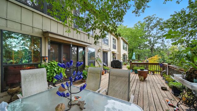 2329 FOXMOOR LN # 7, Memphis, TN 38016