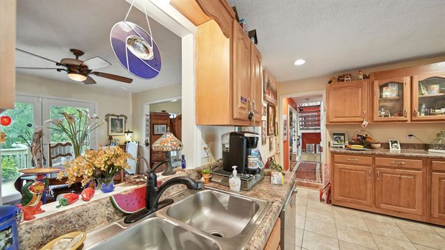 2329 FOXMOOR LN # 7, Memphis, TN 38016