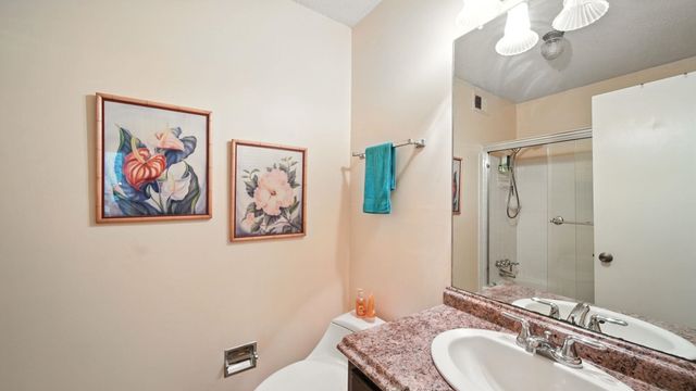 2329 FOXMOOR LN # 7, Memphis, TN 38016