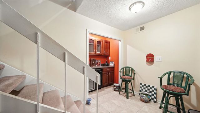 2329 FOXMOOR LN # 7, Memphis, TN 38016