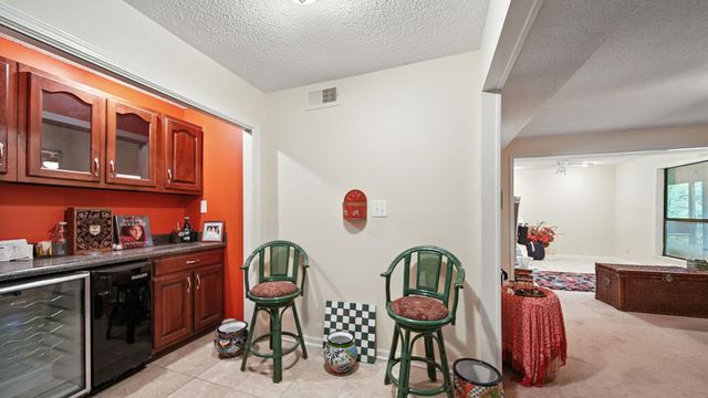 2329 FOXMOOR LN # 7, Memphis, TN 38016