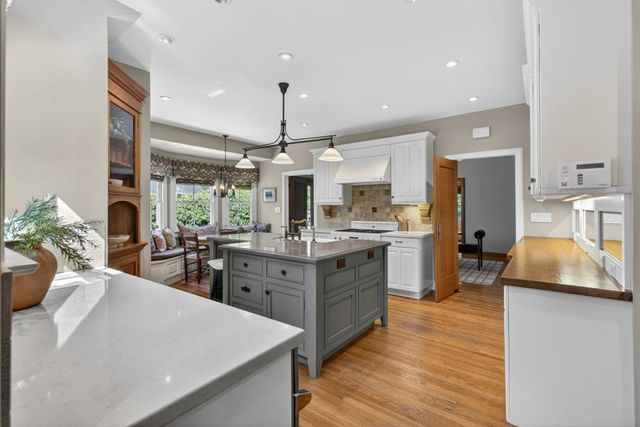1216 38th St, Sacramento, CA 95816
