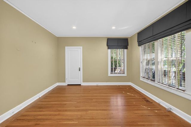 1216 38th St, Sacramento, CA 95816