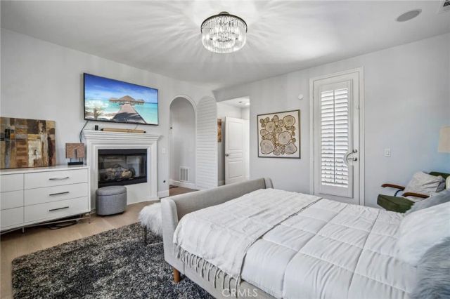 222 Vintage, Irvine, CA 92620