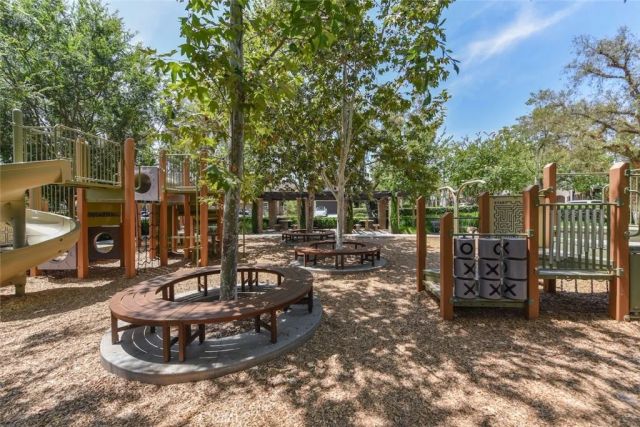 222 Vintage, Irvine, CA 92620