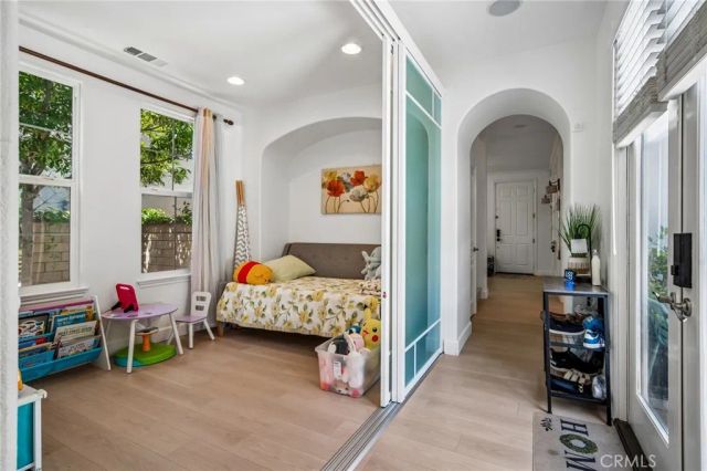 222 Vintage, Irvine, CA 92620
