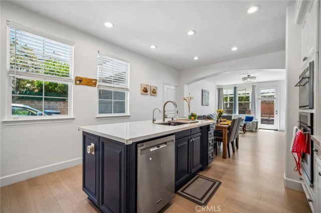 222 Vintage, Irvine, CA 92620
