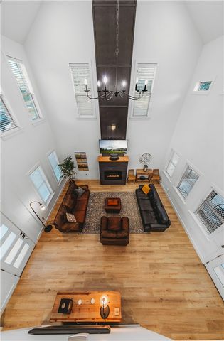 609 Atlanta SE Street, Gravette, AR 72736