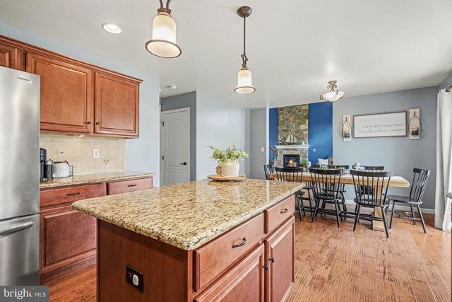 658 MELISSA LN, Mount Joy, PA 17552