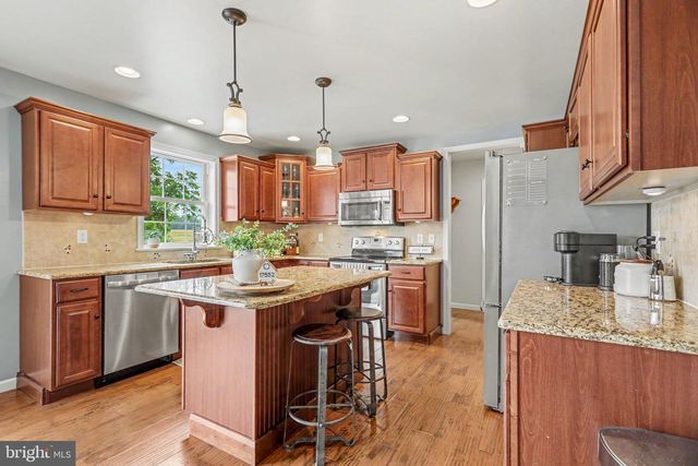 658 MELISSA LN, Mount Joy, PA 17552