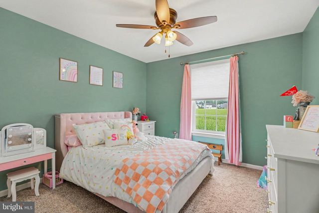 658 MELISSA LN, Mount Joy, PA 17552