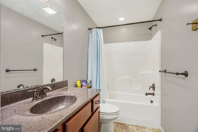 658 MELISSA LN, Mount Joy, PA 17552