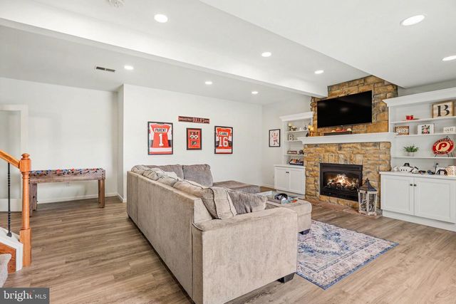 658 MELISSA LN, Mount Joy, PA 17552