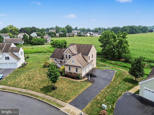 658 MELISSA LN, Mount Joy, PA 17552