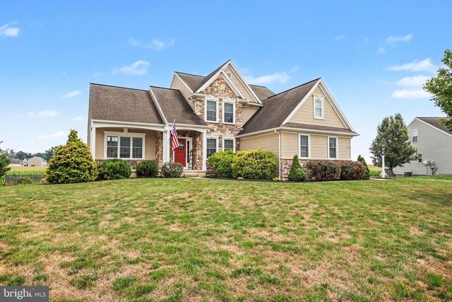 658 MELISSA LN, Mount Joy, PA 17552