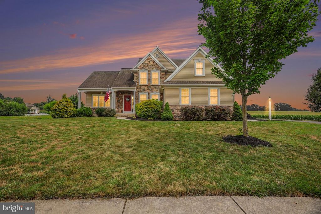 658 MELISSA LN, Mount Joy, PA 17552