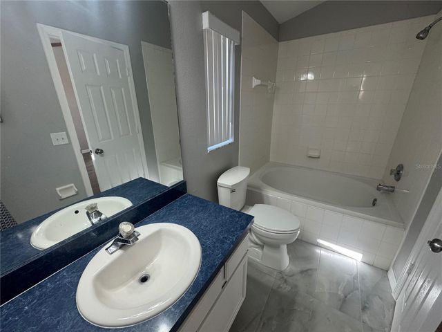 158 AYLESBURY LANE, Davenport, FL 33837