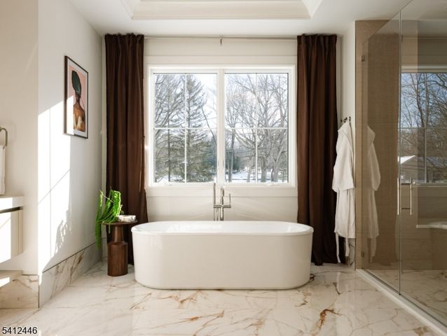 16 Paris Ave 4, Rockleigh Boro, NJ 07647