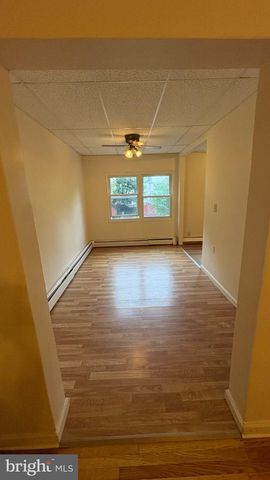 1415 EDGEWOOD AVE, Trenton, NJ 08618