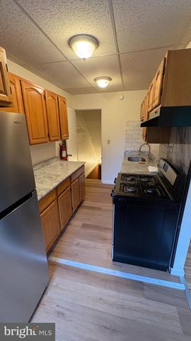 1415 EDGEWOOD AVE, Trenton, NJ 08618