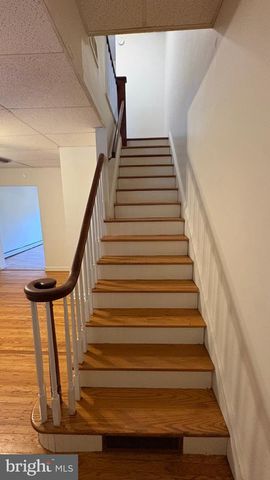 1415 EDGEWOOD AVE, Trenton, NJ 08618
