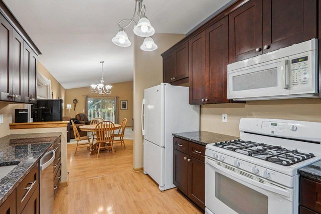 1810 Patricia LANE, Waukesha, WI 53188