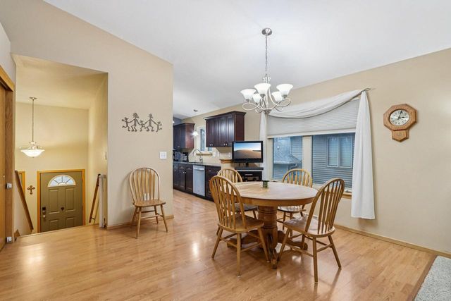 1810 Patricia LANE, Waukesha, WI 53188