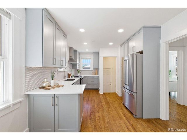 2515 N Glencoe St, Denver, CO 80207