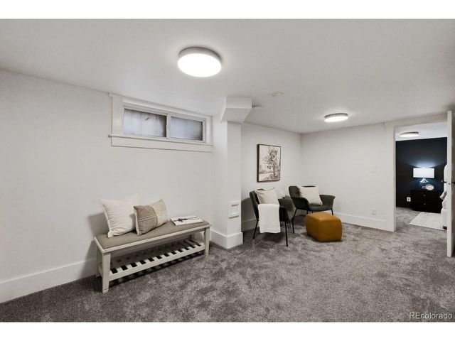 2515 N Glencoe St, Denver, CO 80207