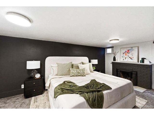 2515 N Glencoe St, Denver, CO 80207