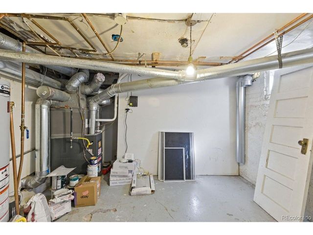 2515 N Glencoe St, Denver, CO 80207