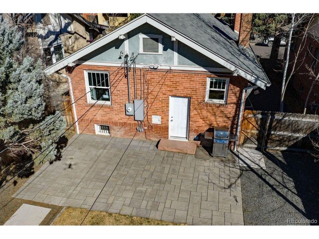 2515 N Glencoe St, Denver, CO 80207