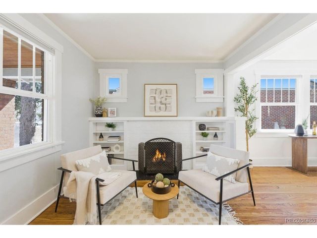 2515 N Glencoe St, Denver, CO 80207