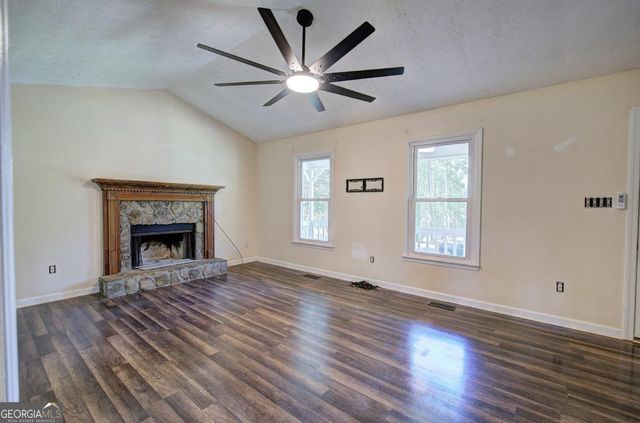 450 Sumer Lane N, Douglasville, GA 30134