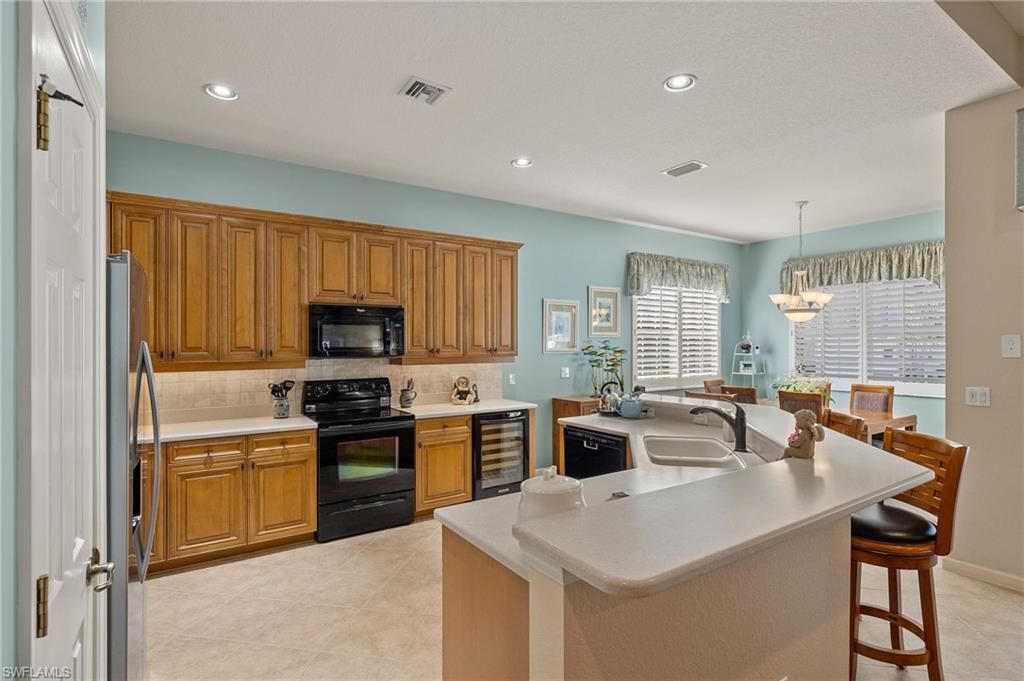 8872 King Henry CT, FORT MYERS, FL 33908 — photo 3