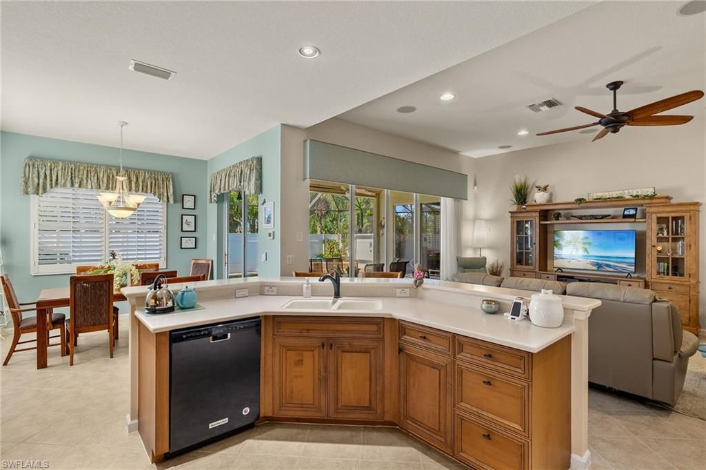 8872 King Henry CT, FORT MYERS, FL 33908 — photo 5