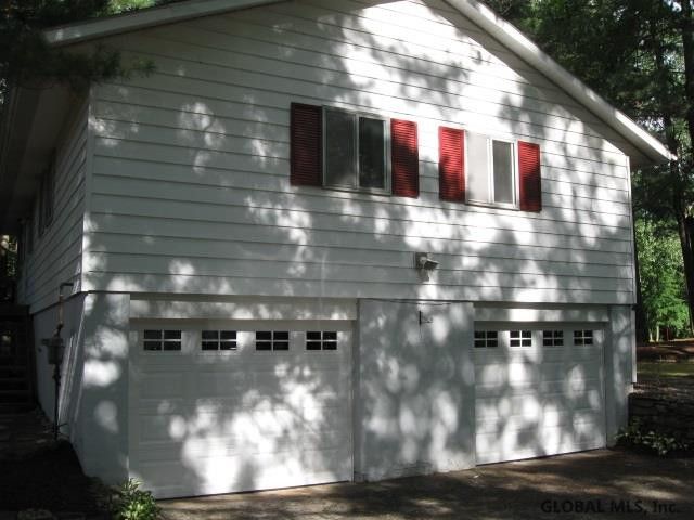 12 Evergreen Avenue, Clifton Park, NY 12065