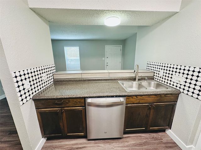 1314 Southport DR, Austin, TX 78704