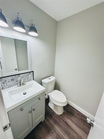 1314 Southport DR, Austin, TX 78704