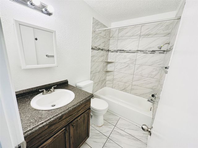 1314 Southport DR, Austin, TX 78704