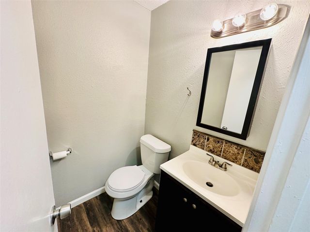 1314 Southport DR, Austin, TX 78704