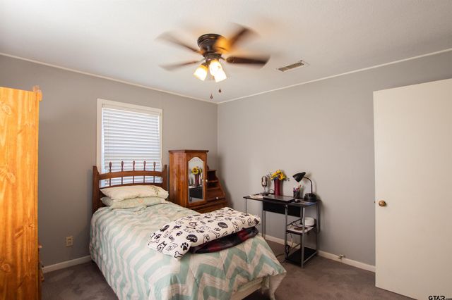 18111 CR 2142, Troup, TX 75789