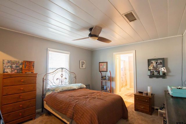 18111 CR 2142, Troup, TX 75789