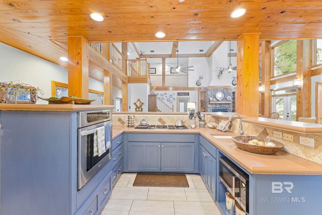 24250 N River Road, Daphne, AL 36526