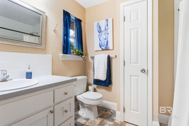 24250 N River Road, Daphne, AL 36526