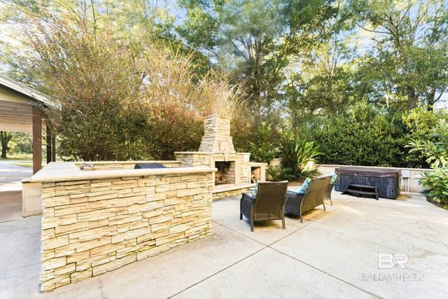 24250 N River Road, Daphne, AL 36526