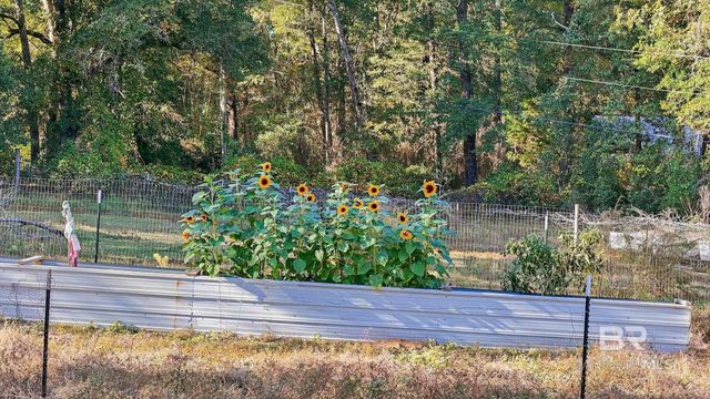 24250 N River Road, Daphne, AL 36526