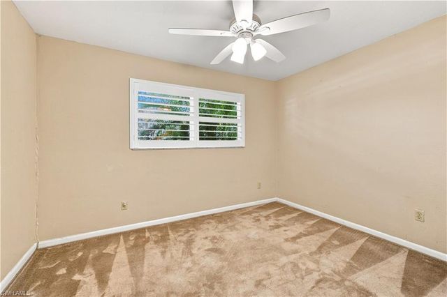 5290 Cypress LN, Naples, FL 34113